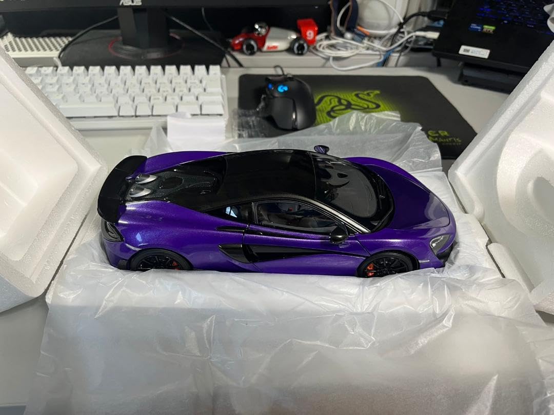 Amazon.co.jp: LCDモデル118 マクラーレン600LTムラサキ : Toys